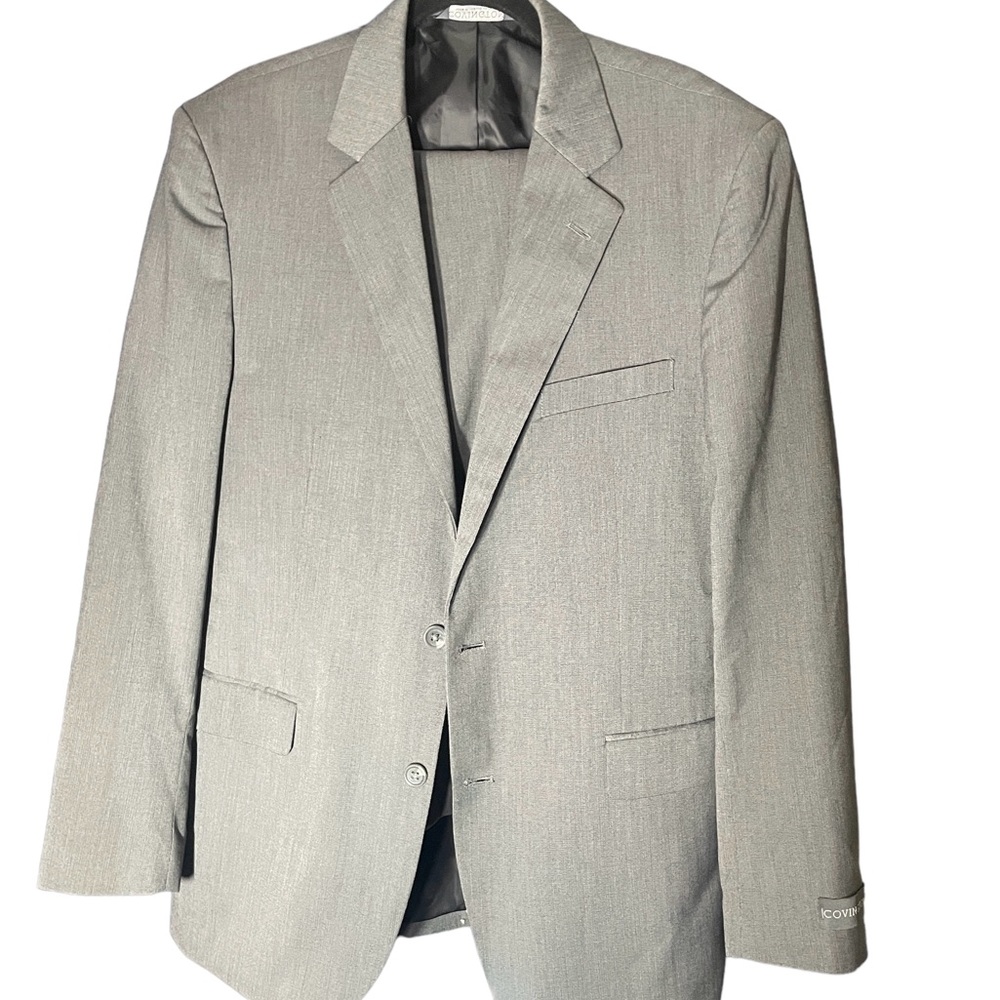 Covington Suit NWOT